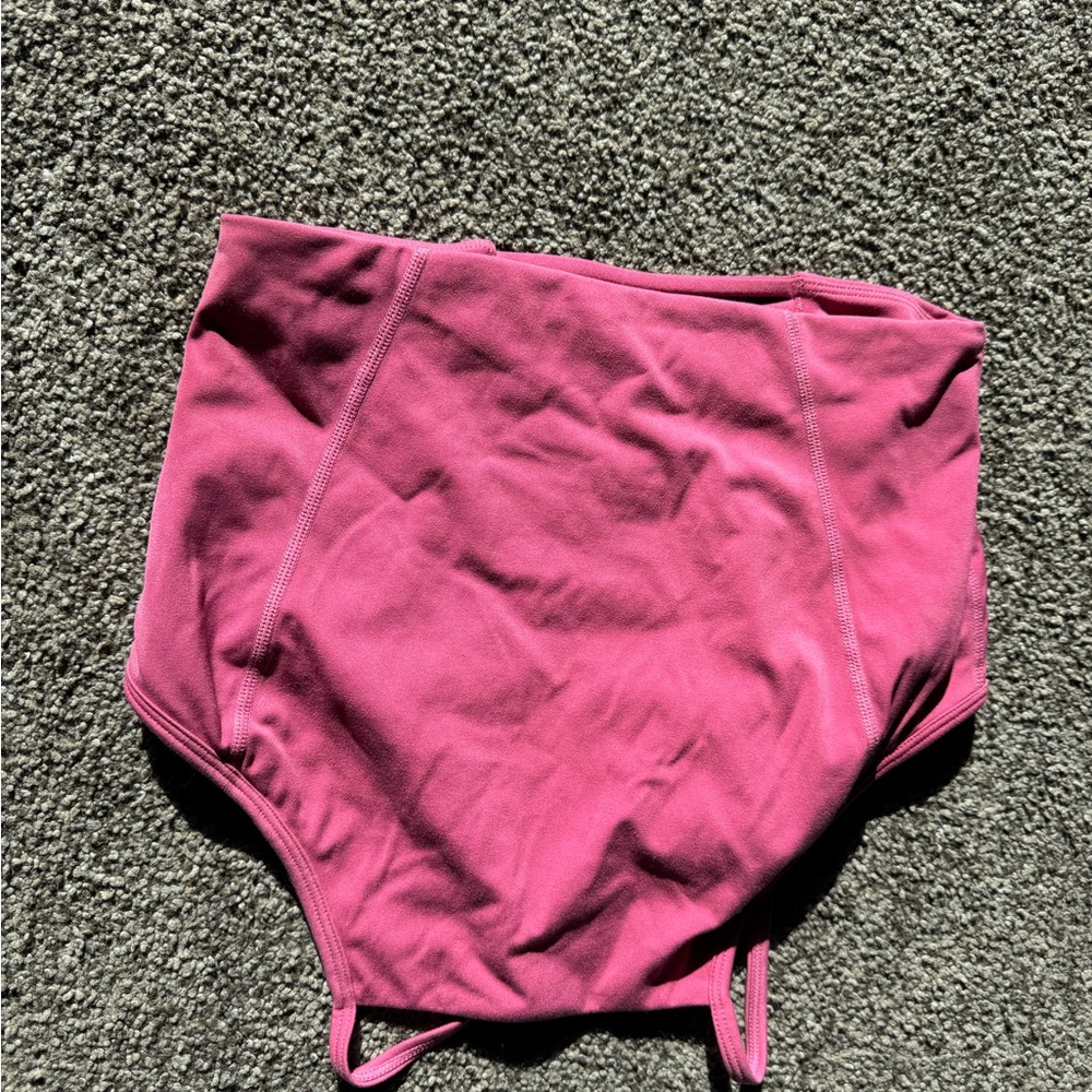 BuffBunny ivy crop - sugar plum